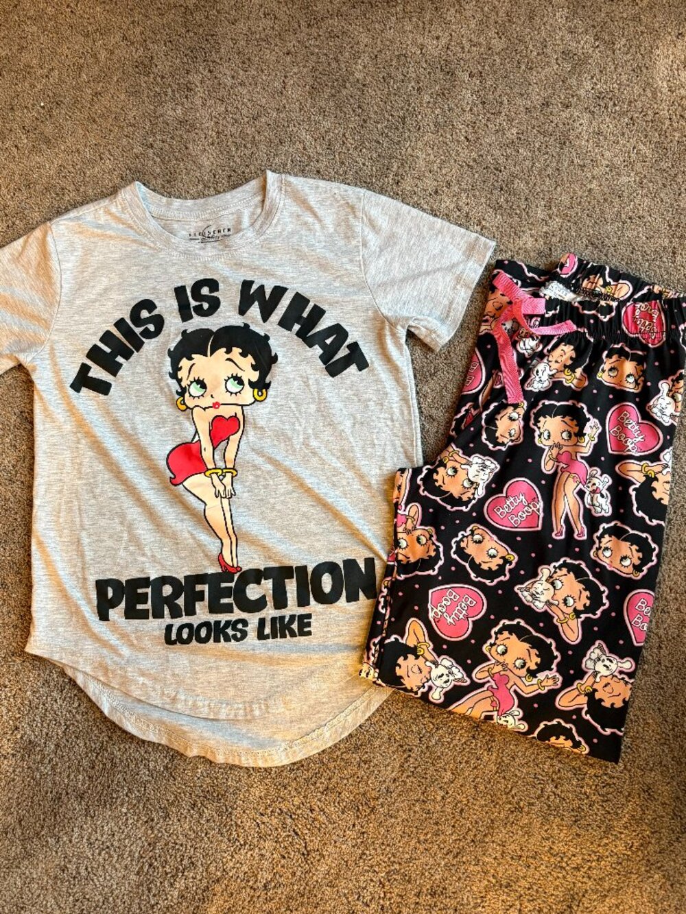 BETTY BOOP Pajamas - Size Small - Like New